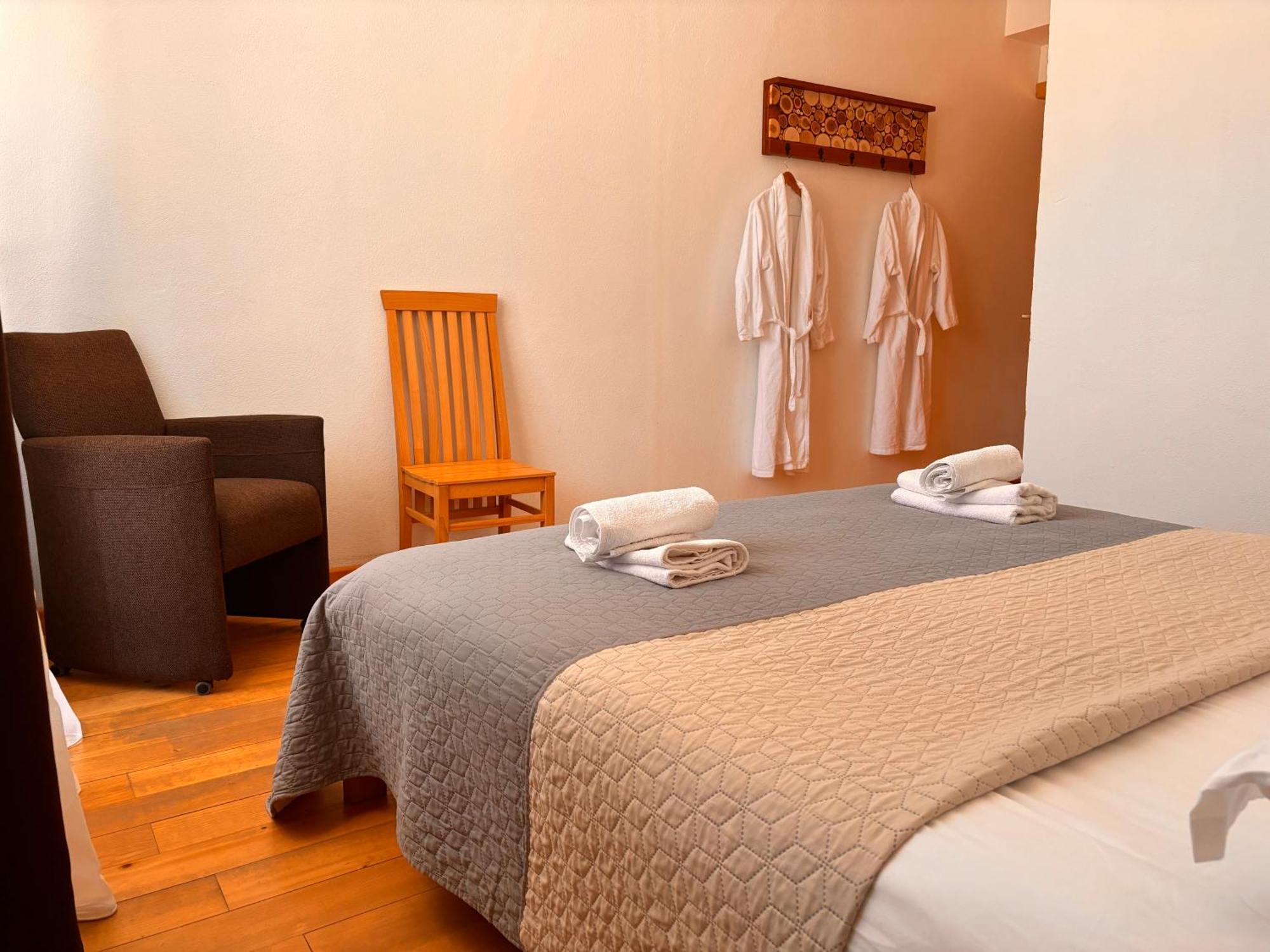 Beko'S Garden Inn Mestia Ngoại thất bức ảnh